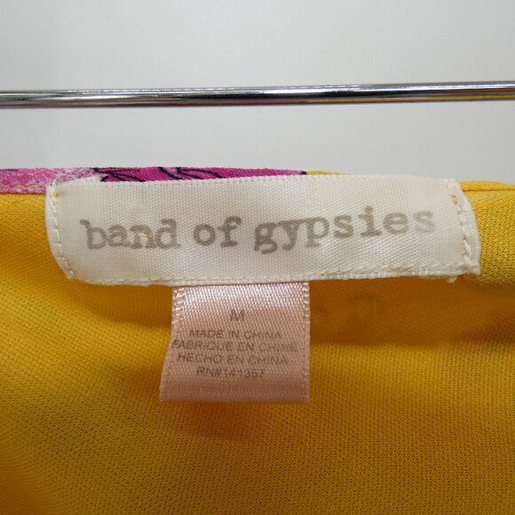 Band of Gypsies Mustard Floral High Low Flutter Sleeve V Neck Midi Dress Sz M - Picture 7 of 7